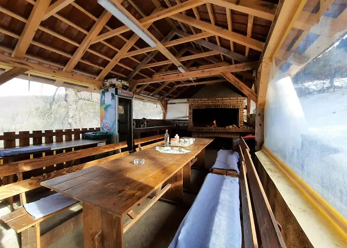 Planinarski Dom Casa de hóspedes